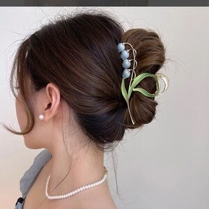 Lily Valley Flower Hair Claw Clip for Fairy Hair Claw,Large Metal Hair Clamps